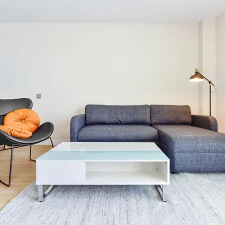 Appartement Blossom - Modern 2 Bedroom Within Walking Distance To Pueblo Benalmádena