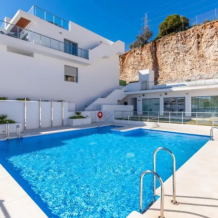 Blossom - Modern 2 Bedroom Within Walking Distance To Pueblo Benalmádena