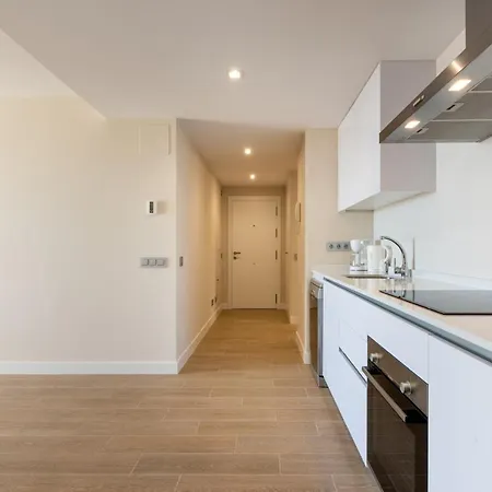 Blossom - Modern 2 Bedroom Within Walking Distance To Pueblo *