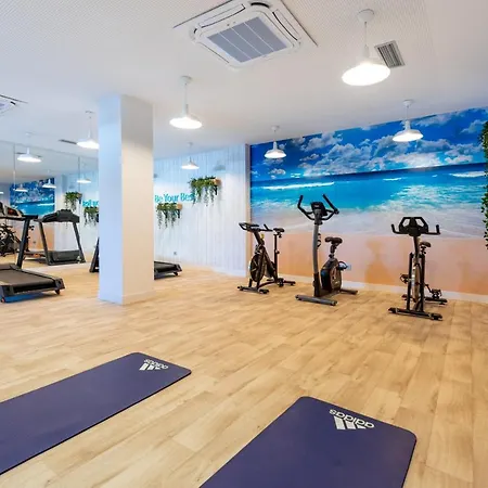 Blossom - Modern 2 Bedroom Within Walking Distance To Pueblo Appartement Benalmádena