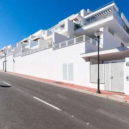 Appartement Blossom - Modern 2 Bedroom Within Walking Distance To Pueblo Benalmádena
